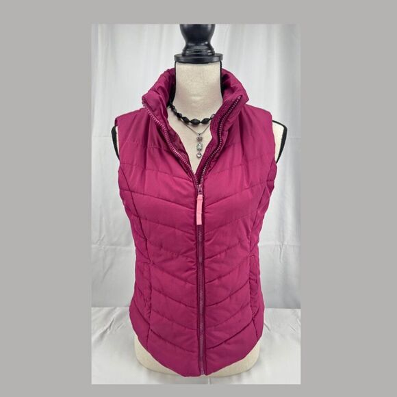 Aeropostale Magenta Chevron Quilted Puffer Vest | Slim Fit | Sz. M | 2369H016 - Picture 1 of 5
